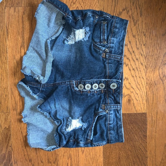 Jean shorts - Picture 1 of 4